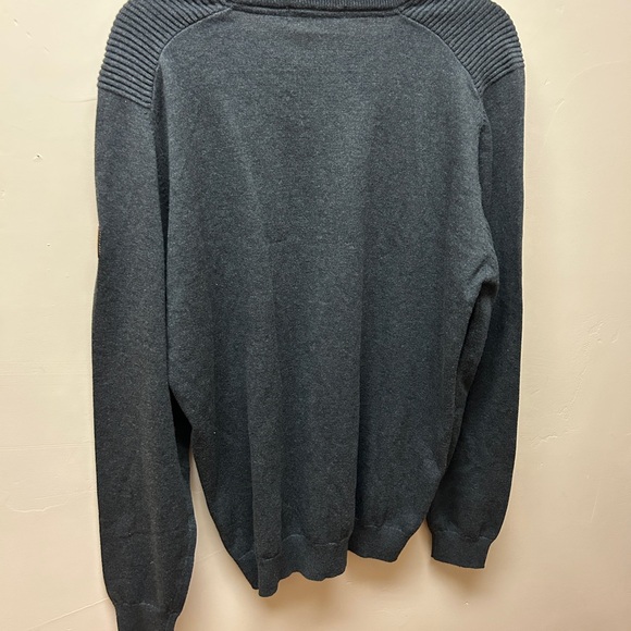 Levelwear Grey Sweater size L ‼️ - Picture 2 of 6